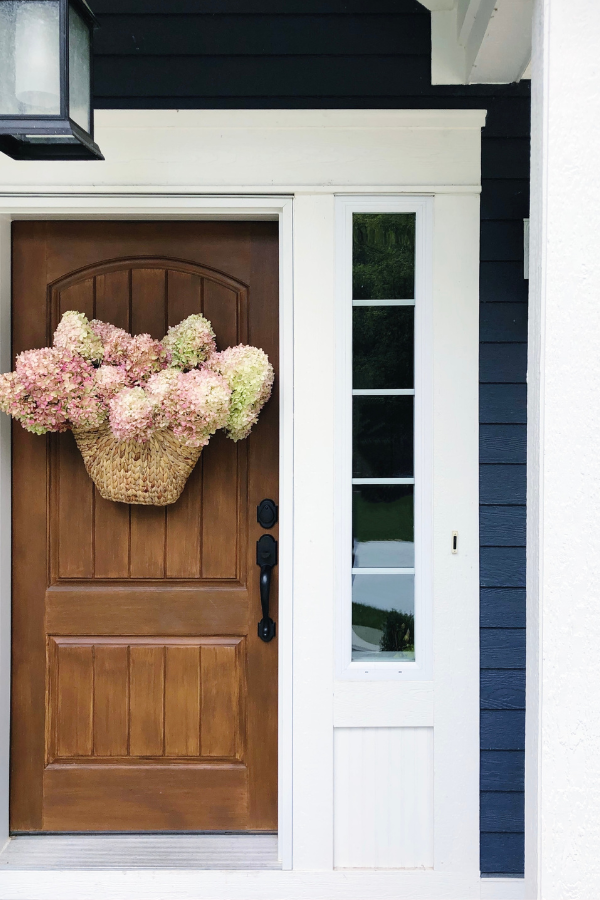 How to easily make a stunning dried hydrangea fall "wreath" for your front door.